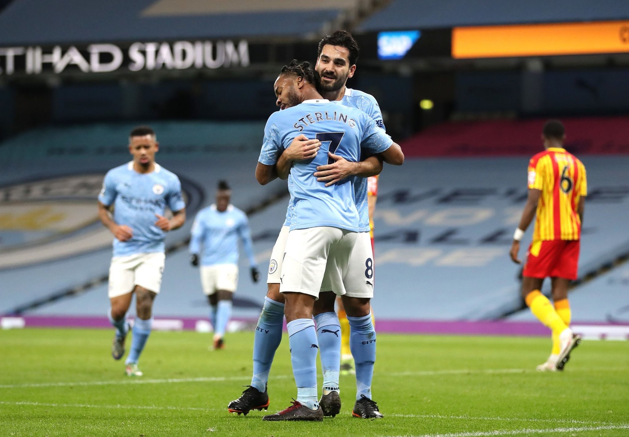 酬压力和球 酬压力和球